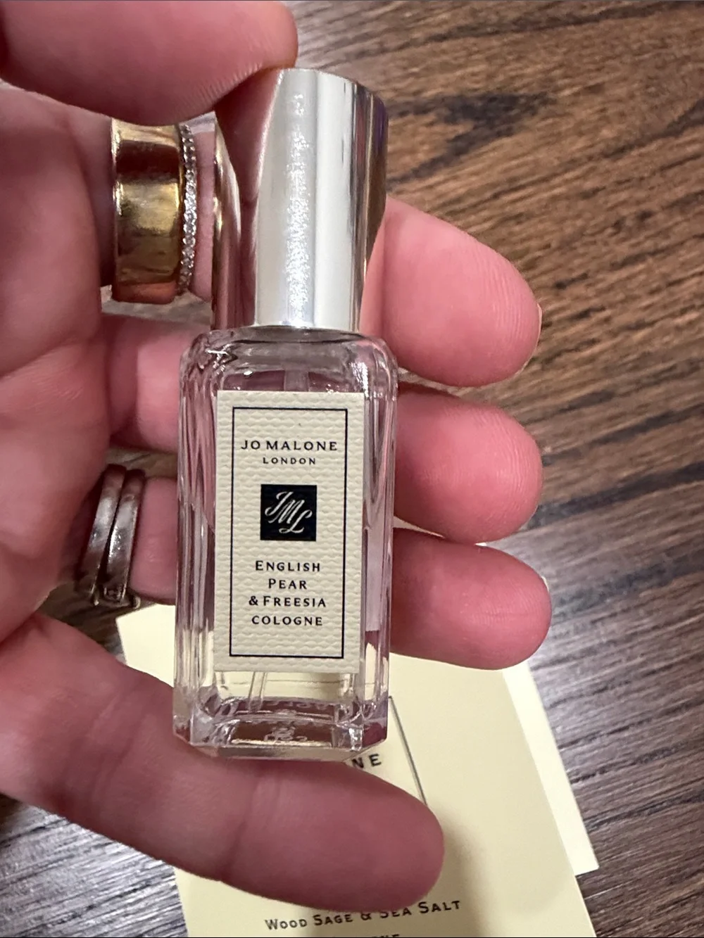 Jo Malone London English Pear & Fressia 9 ml and 2 samples